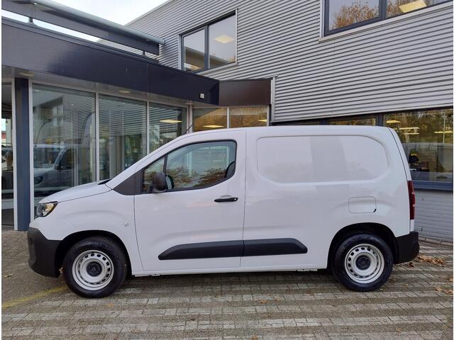 Peugeot PARTNER L1 1.5 BlueHDi 100pk | Achterdeuren met ramen | Raam in tussenwand | Houten vloer laadruimte | Multimedia | Apple Carplay | Android Auto | Achteruitrijcamera | Parkeersensoren achter | Digital cockpit | Stuurwielbediening