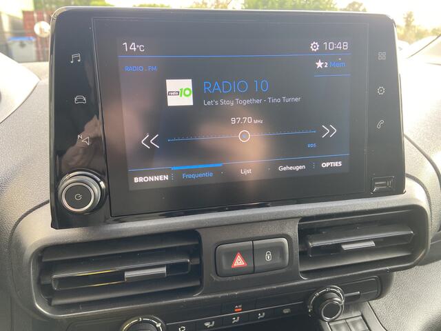 Peugeot PARTNER 1.5HDI 3-Pers.Carplay Navi* EURO6 Airco Mirror-Link Cruise Control Pdc Bluetooth Pro Betonplex vloer Wandbetimmering Schuifdeur Achterdeuren Origineel Nederlandse Auto