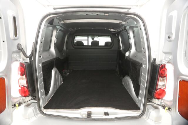 Peugeot PARTNER 120 1.6 BlueHDi 100PK | 3-Zits | Airco | Cruise | Carplay | Trekh. | Navi | Imperiaal | Parkeersens.