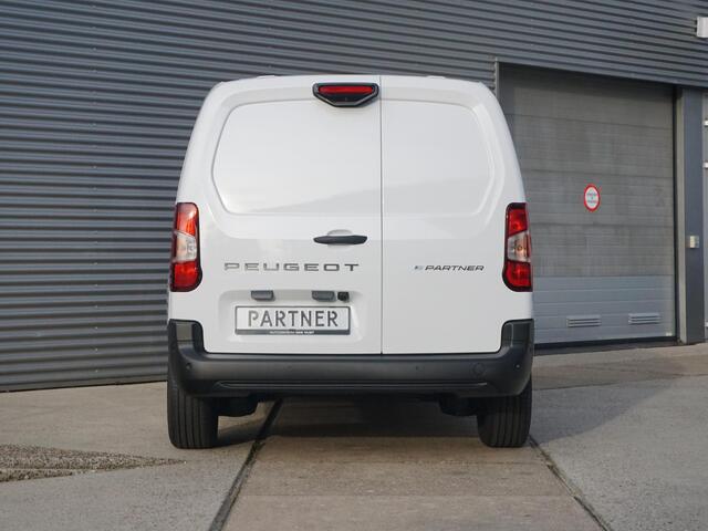 Peugeot PARTNER e-Partner L2 50 kWh | 8 jaar garantie | Navigatie incl. Apple Carplay | camera's | parkeersensoren voor & achter | dodehoek detectie | Comfort stoel | rijklaarprijs