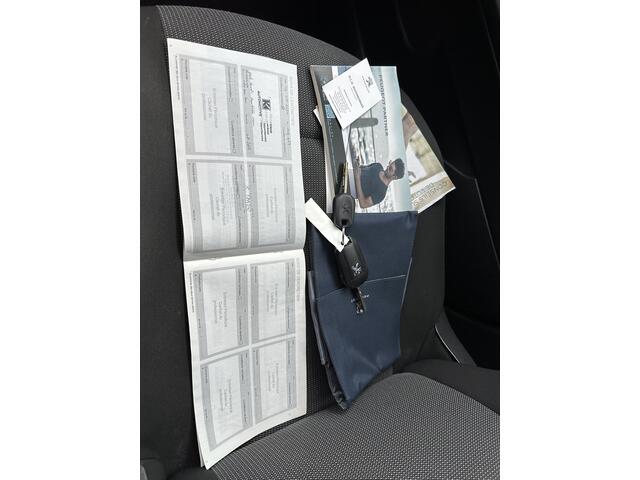 Peugeot PARTNER 1.5 BlueHDI Asphalt Automaat * Groot navi