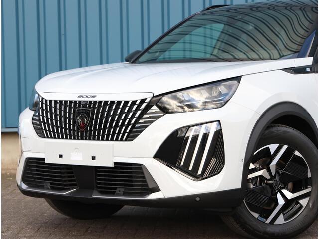 Peugeot e-2008 EV GT Avantage 54 kWh 156PK | Navigatie | Achteruitrijcamera | Verwarmde Sportstoelen | Alcantara Bekleding | Keyless Entry/Start | Full-LED Koplampen | Dodehoek Detectie | Adaptieve Cruise Control | 17" Lichtmetalen Velgen | Apple Carplay/Android Auto |