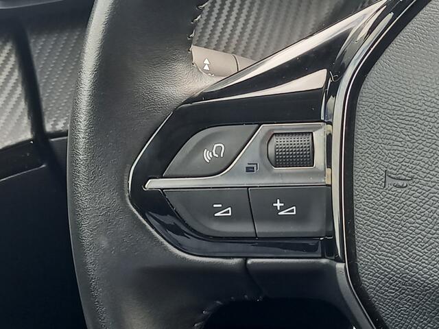 Peugeot e-2008 EV Allure Pack 50 kWh