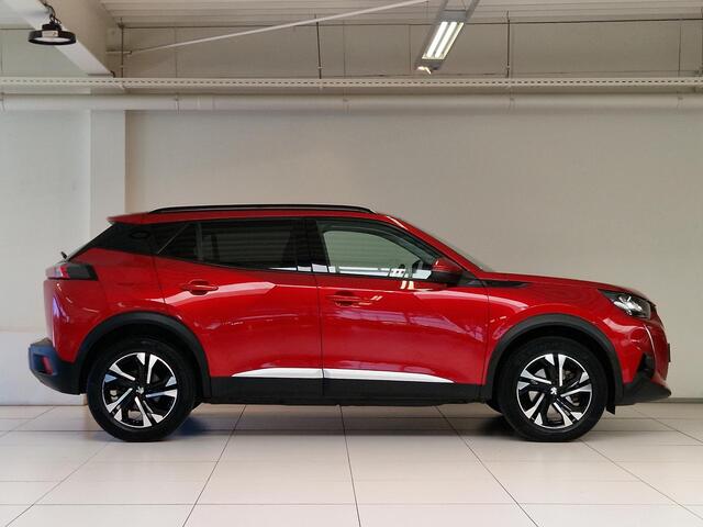 Peugeot e-2008 EV Allure Pack 50 kWh 11kW 3-Fase | Achteruitrijcamera | Climate Control | Parkeersensoren achter