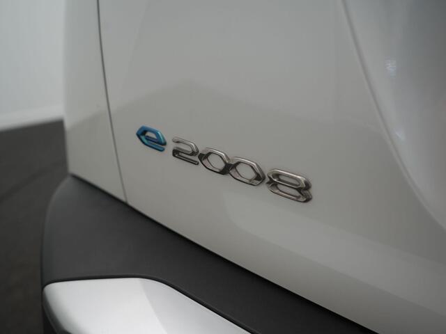 Peugeot e-2008 EV Allure Pack 50 kWh - RIJKLAARPRIJS - Achteruitrijcamera