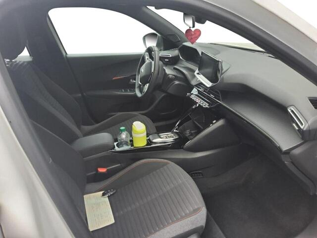 Peugeot e-2008 EV Active 50 kWh