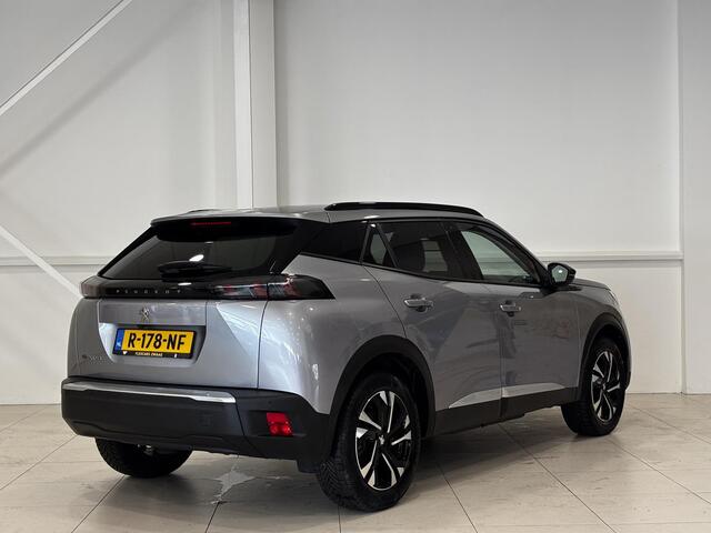 Peugeot e-2008 EV Allure Pack 50 kWh | Navigatie | Hoge instap | 3-Fase | 94,4% SOH