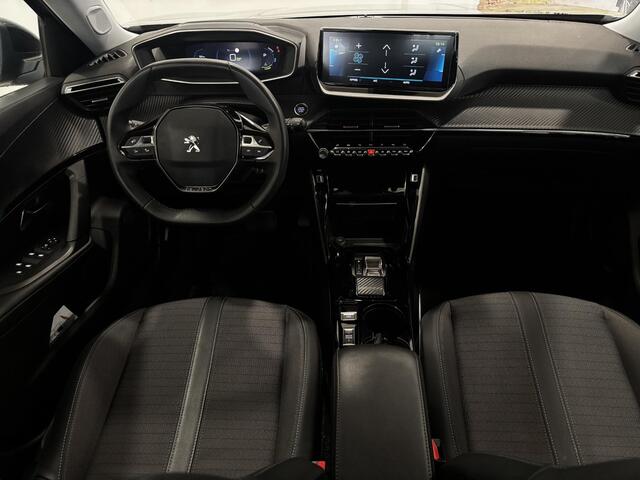 Peugeot e-2008 EV Allure Pack 50 kWh | Navigatie | Hoge instap | 3-Fase | 94,4% SOH