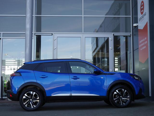 Peugeot e-2008 EV Allure 50 kWh | Stoelverwarming | Lichtmetalen velgen | Parkeersensoren | Cruise control | Climate control | Keyless entry & start | Navigatie | Led