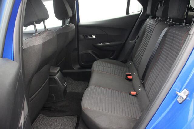 Peugeot e-2008 Active 50 kWh - Carplay, Navi, Cruise