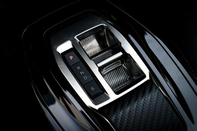 Peugeot e-2008 EV GT 50 kWh | 28.500 kilometer | 3 Fase | Camera | LED | Carplay | Stoelverwarming | Org. NL | Adapt. cruise