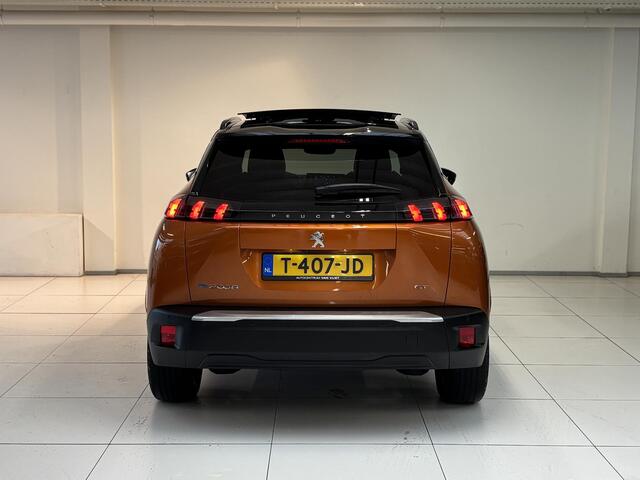 Peugeot e-2008 EV GT 50 kWh Panoramadak | Stoelverwarming | Navigatie | Android auto / Apple carplay