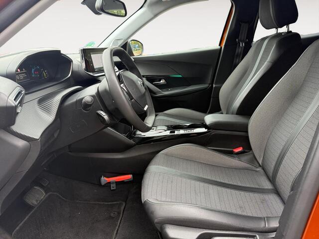 Peugeot e-2008 EV Allure 50 kWh | NAVI | CAMERA | LMV | 1 JAAR GARANTIE