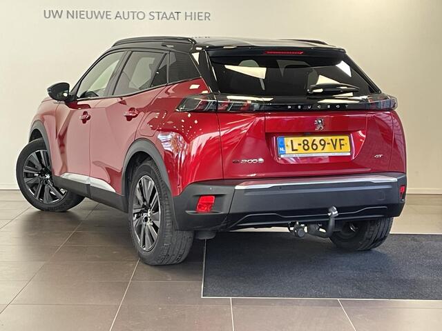 Peugeot e-2008 GT Pack 50kWh EV 136pk AUTOMAAT TREKHAAK | SCHUIF/KANTELDAK | CAMERA | NAVI | ALCANTARA/LEDER | ADAPTIVE CRUISE | STOELVERW.