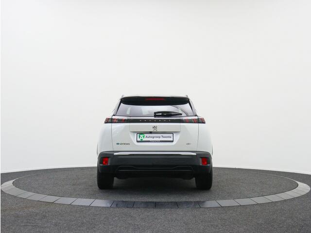 Peugeot e-2008 EV GT 50 kWh | Private lease 369 pm!