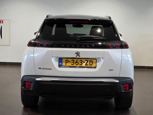Peugeot e-2008 GT Pack EV 50kWh 136pk | SCHUIF/KANTELDAK | CAMERA | NAVI | ALCANTARA/LEDER | ADAPTIVE CRUISE | 18" EVISSA | KEYLESS ENTRY