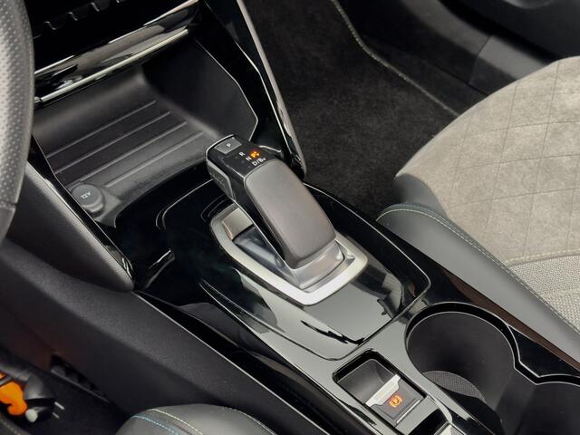 Peugeot e-2008 EV ALLURE ACTIE! BETAAL NU 50% 8950 DE REST IN 2JR RENTEVRIJ FINANCIEREN