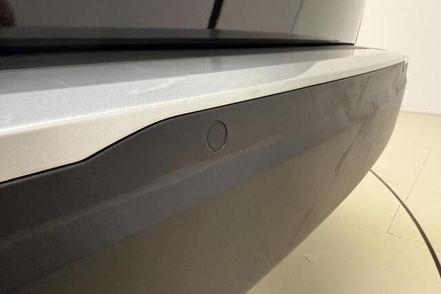 Peugeot e-2008 EV Allure Pack 50 kWh | 3-Fase | 1e Eigenaar | Navigatie | Parkeercamera Achter | DAB + | Stoelverwarming Voor | LED Verlichting |