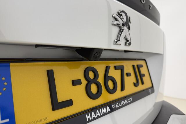 Peugeot e-2008 EV Allure 50 kWh 100% Elektrisch | Camera | Parkeersensor | Cruise Control | Airco | Navigatie | Licht Metalen Velgen | 1e eigenaar