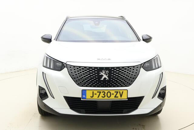 Peugeot e-2008 EV GT 50 kWh 3-Fase | Adaptive Cruise Control | Alcantara bekleding | Panorama dak | Keyless Entry & Start | Full LED | Stoelverwarming | Camera | Navigatie | 18'' LM Velgen | 1e Eigenaar