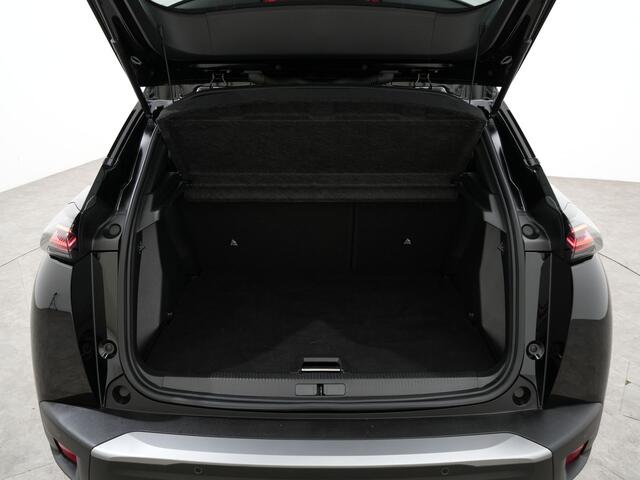 Peugeot e-2008 EV 136PK GT 50 KWH 3-FASE FACELIFT | Navi | Camera |