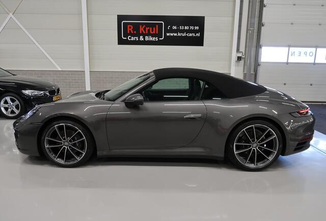 Porsche 911 Cabrio 3.0 Carrera 992 Bose 360 Camera Sportuitlaat PASM Sport-Chrono 21 inch Approved garantie 10/2026 4 Nieuwe banden Groot onderhoud gehad PPF folie NIEUWSTAAT Flippers Stoelverkoeling LED PDLS