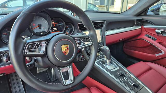 Porsche 911 991.2 Carrera S Leder Sport chrono PDC Navi Cruise pano