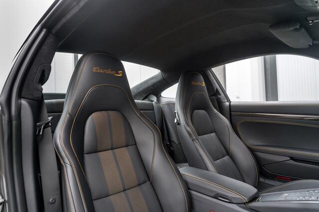 Porsche 911 (991.2) Turbo S Exclusive Series - 1 of 500