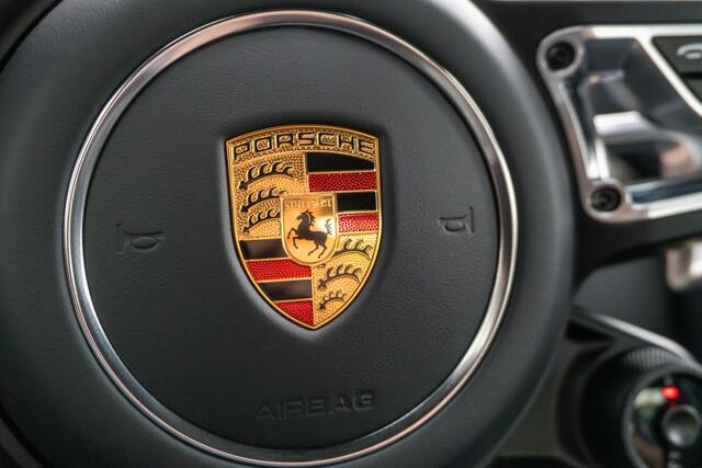 Porsche 911 (991.2) Turbo S Exclusive Series - 1 of 500