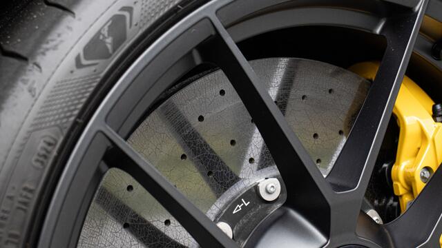 Porsche 911 Cabrio 992.2 Carrera 4 GTS SportDesign Carbon | Burmester | Lift | PCCB | Stoelventilatie | HD Matrix