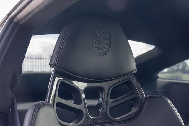 Porsche 911 4.0 GT3 Touring Matrix LED l Front Lift system l Sport Design l Carbon Bucketseats