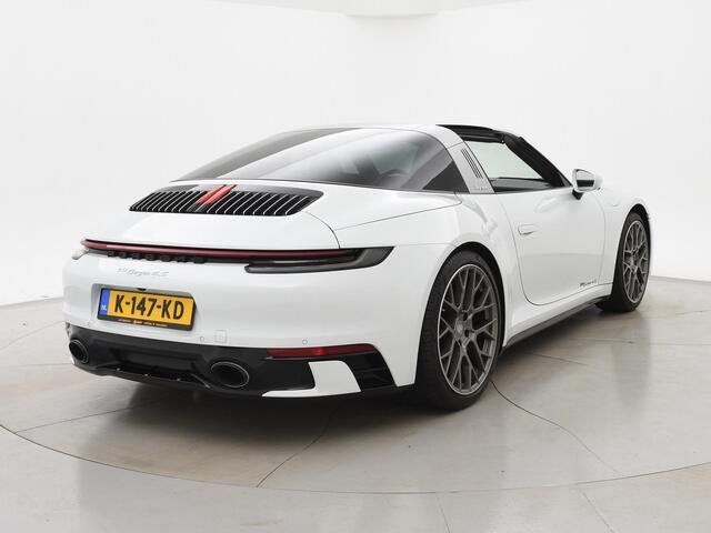 Porsche 911 TARGA 4S 3.0 992 ORIG. NL *17.979 KM* + SPORTUITLAAT / SFEERVERLICHTING / 360 CAMERA