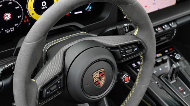 Porsche 911 992.2 Targa 4 GTS | Burmester | PCCB | Lift | Stoelventilatie | InnoDrive | Carbon