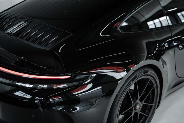 Porsche 911 Carrera GTS BTW | Carbon | Lift l Pano l Bose
