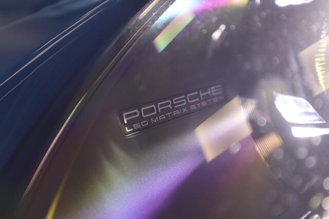 Porsche 911 Cabrio 3.0 Carrera 4 GTS Sport Chrono X- Sight NL Auto 480PK! Shark blue Dealer onderhouden