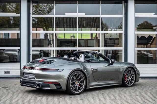 Porsche 911 Cabrio 3.0 Carrera 4 S