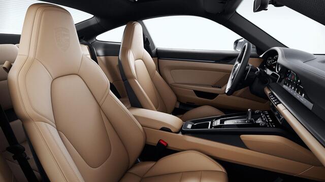 Porsche 911 Carrera GTS