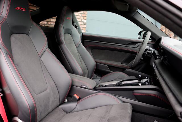 Porsche 911 3.0 Carrera GTS | Vierwielbesturing | Liftsysteem | PASM | Schuifdak | Carbon | Verwarmd GT-stuur | PDLS+ | Exclusive Design | Memory |