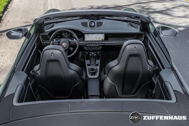 Porsche 911 Cabrio 3.0 Carrera Chrono Sportuitlaat Matrix Porsche Approved tot 06.2027!