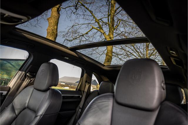 Porsche CAYENNE 3.0 D Sport Chrono 21" Panorama