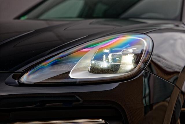 Porsche CAYENNE 3.0 E-Hybrid Luchtvering, Panoramadak, 21" LM velgen, enz