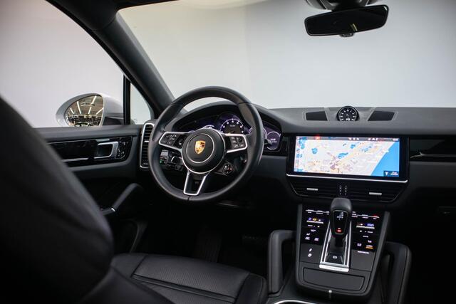 Porsche CAYENNE Coupé 3.0 E-Hybrid | 21 Inch | Panoramadak |