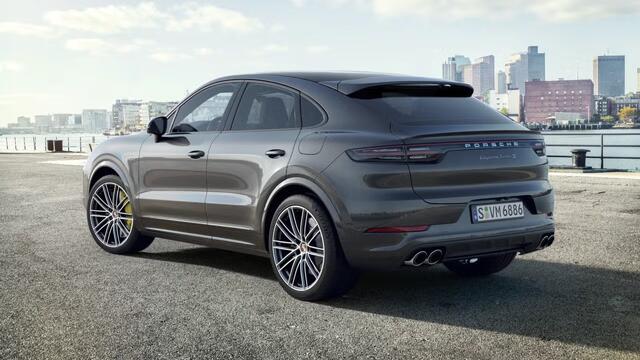 Porsche CAYENNE Turbo S E-Hybrid Coupé