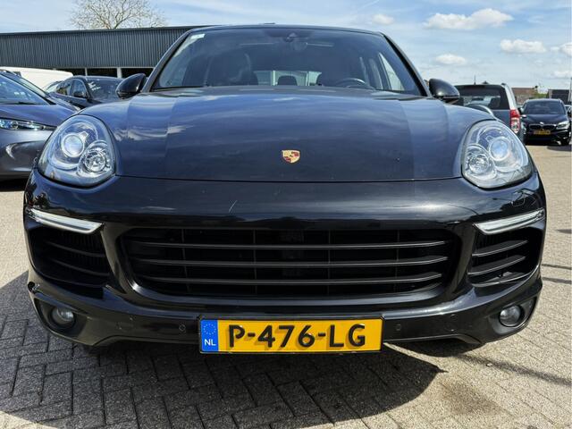 Porsche CAYENNE 4.2 D S 385PK PANO/CAMERA/FLIPPERS/FULL OPTIONS!