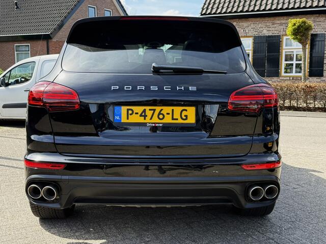Porsche CAYENNE 4.2 D S 385PK PANO/CAMERA/FLIPPERS/FULL OPTIONS!