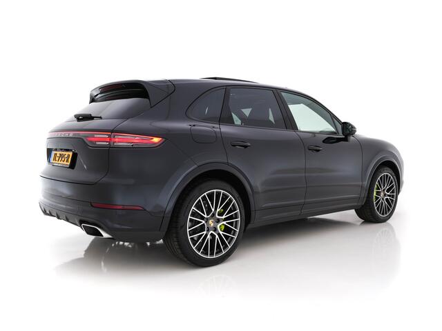 Porsche CAYENNE 3.0 E-Hybrid Sport-Chrono-Pack (INCL-BTW) *PANO | CLUB-FULL-LEATHER | SOFT-CLOSE | MEMORY-PACK | SURROUND-VIEW | FULL-LED | NAVI-FULLMAP | AIR-SUSPENSION | DAB | DIGI-COCKPIT | PDC | CRUISE | SPORT-SEATS | 21"ALU*