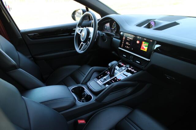 Porsche CAYENNE 3.0 E-Hybrid | Sport Chrono | Matrix-Led | 360 | Org NL