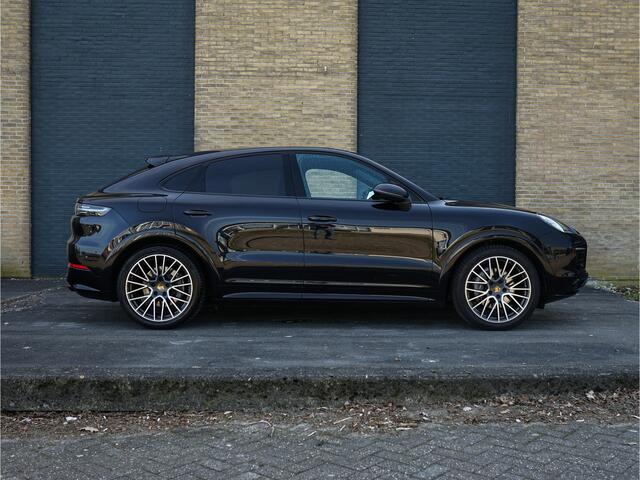 Porsche CAYENNE Coupé 3.0 E-Hybrid SportDesign l Matrix l Head-Up l Soft Close l Pano l Stoelkoeling