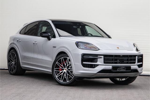 Porsche CAYENNE Coupé 3.0 S E-Hybrid 520pk Sport-Design, Bose, Sportstoelen, Passenger Display, Adaptive Cruise, 2025