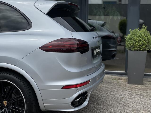 Porsche CAYENNE 3.6 GTS 440 pk Orig NL | Pano | Sport Chrono | Alcantara hemel
